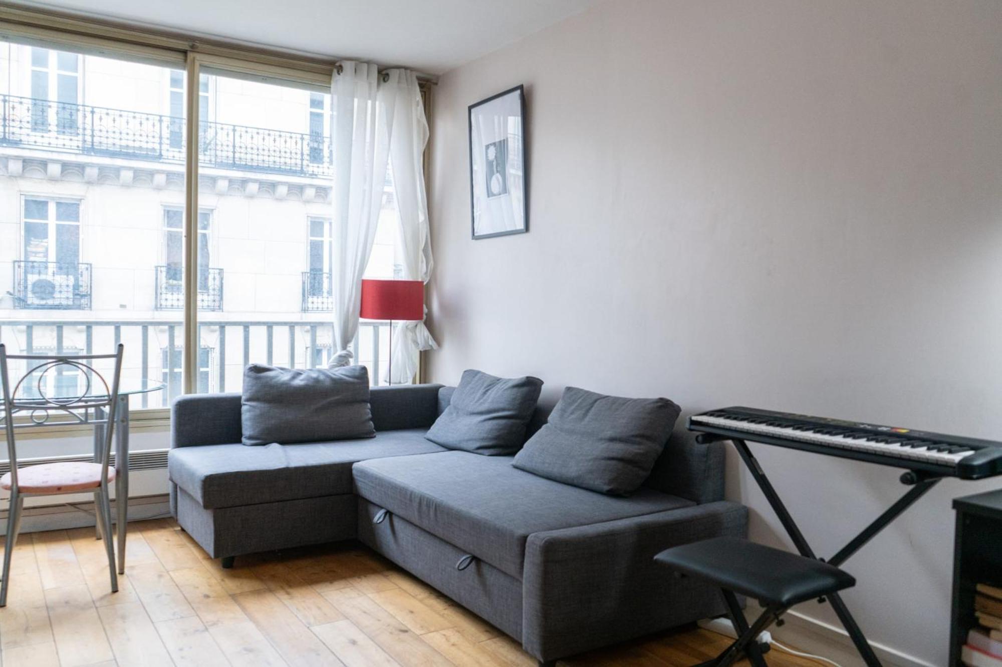 For 4 Near The Arc De Triomphe Apartment